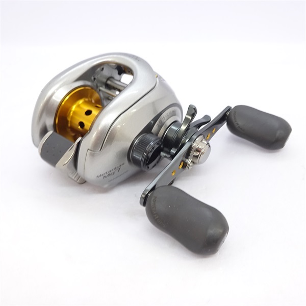 ０７メタニウムＭＧ７右